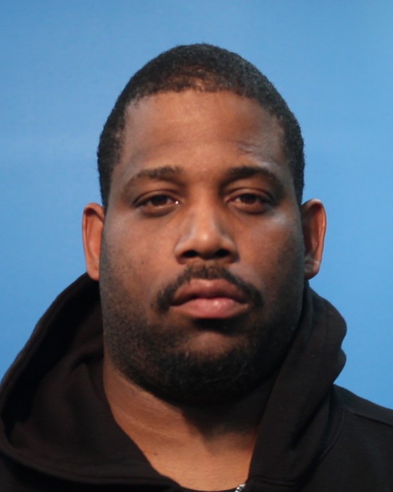 Piggee, Daniel Quentin booking photo