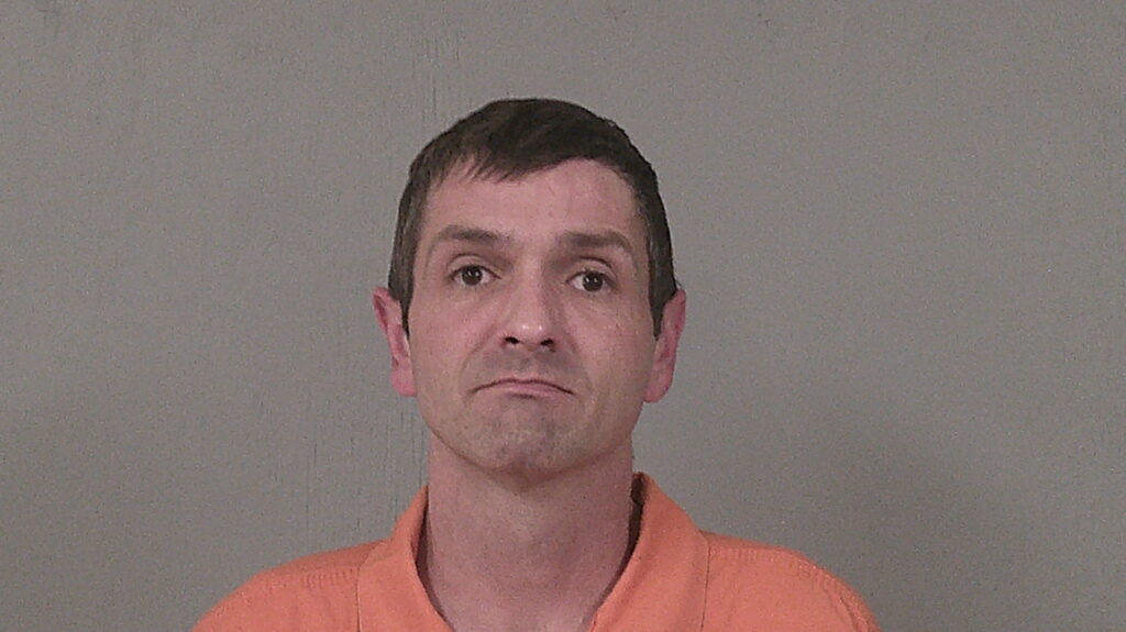 REAVIS, KYLE ALLAN booking photo