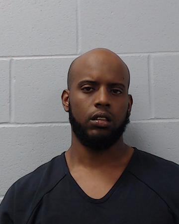 Dones, Brehondre Levelle booking photo