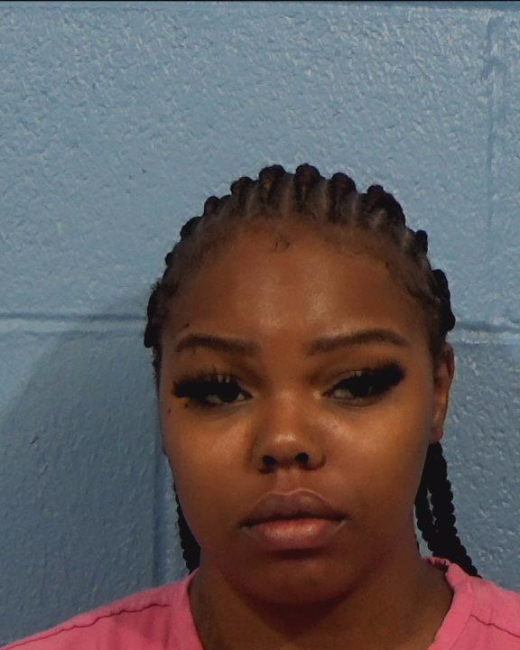 Chestnut, Emonei Shateria booking photo