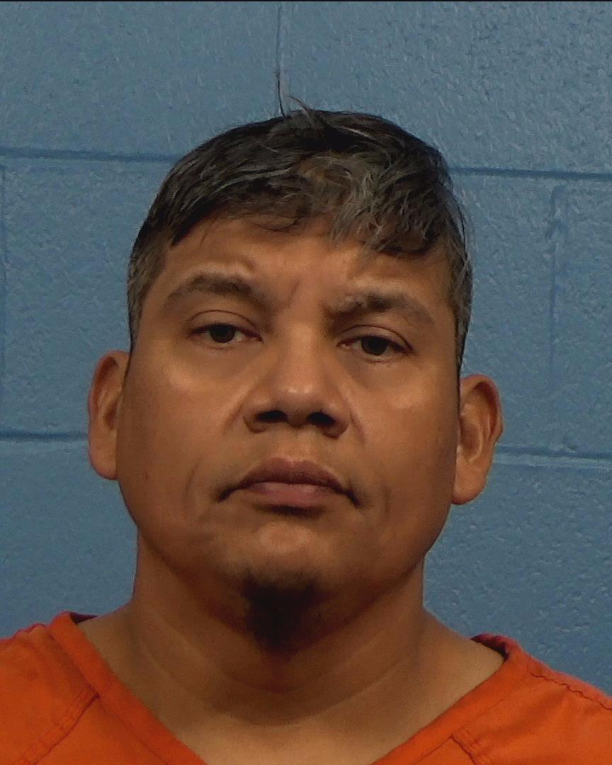 Deleon, Gilbert, Jr. booking photo