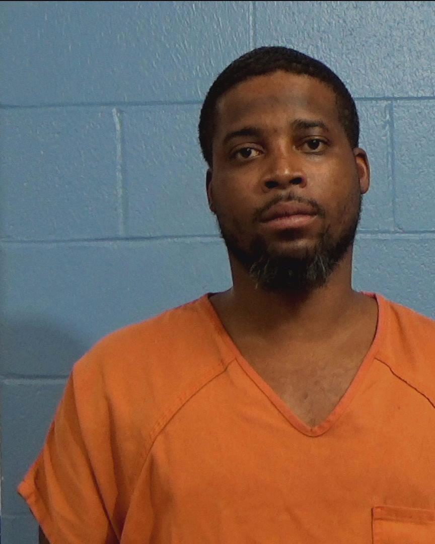 Davis, Ceron Daquell booking photo