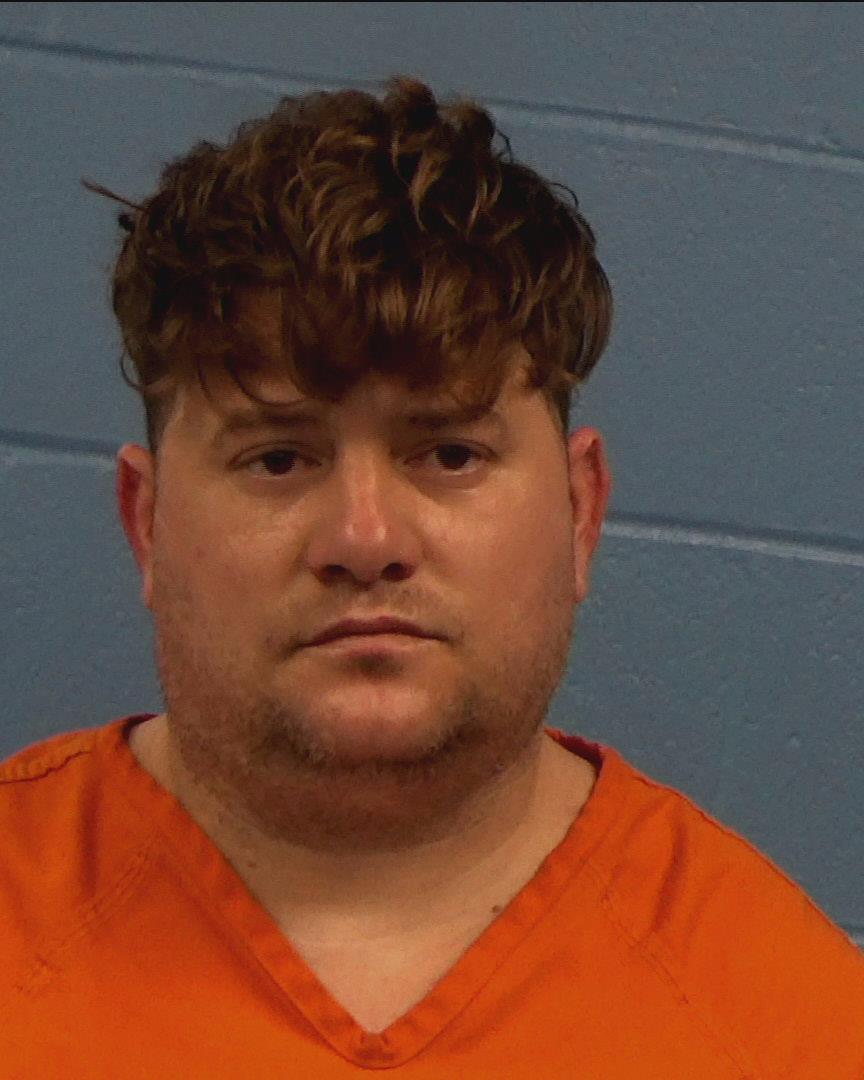 Merino Lisabet, Roberto Karel booking photo