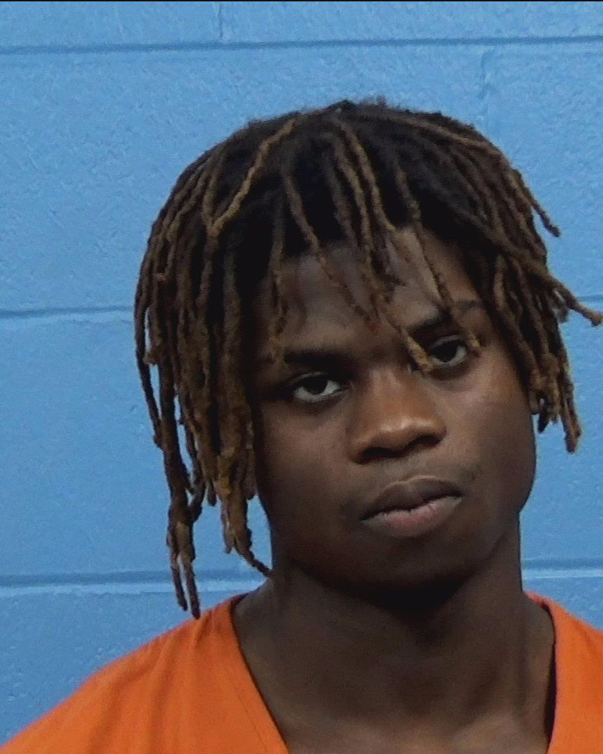 Aguilera, Iyaji James booking photo