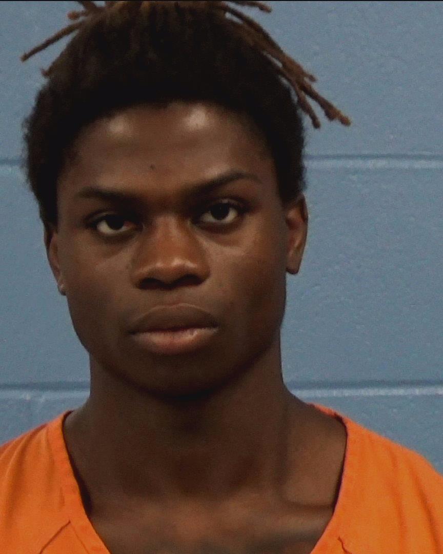 Aguilera, Iyaji James booking photo