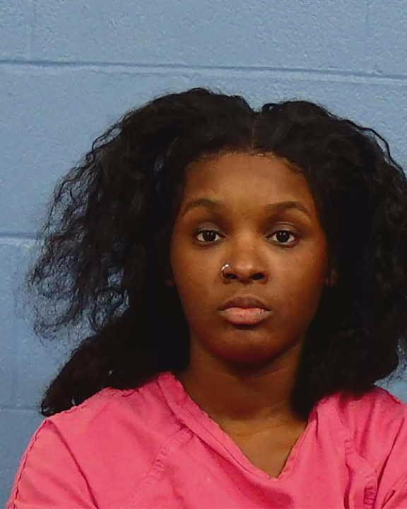 Williams, Savaunique Lyvtte booking photo