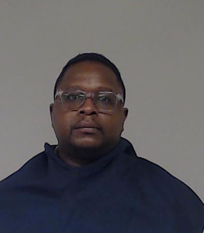 Mabuye, Sinoti booking photo