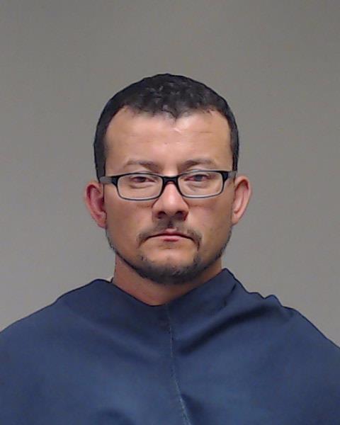 Duvon Hidalgo, Luis Alonso booking photo