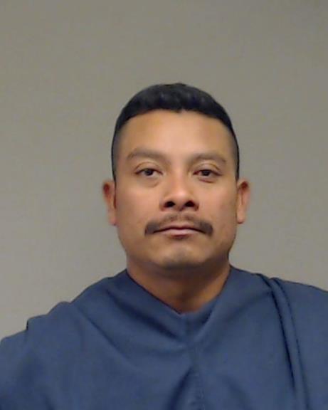 Cortez Perez, Gilberto booking photo