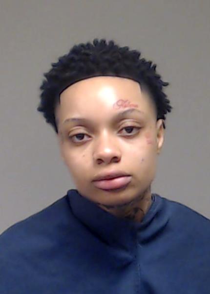 Davis, Neiryah Denise Daijan booking photo