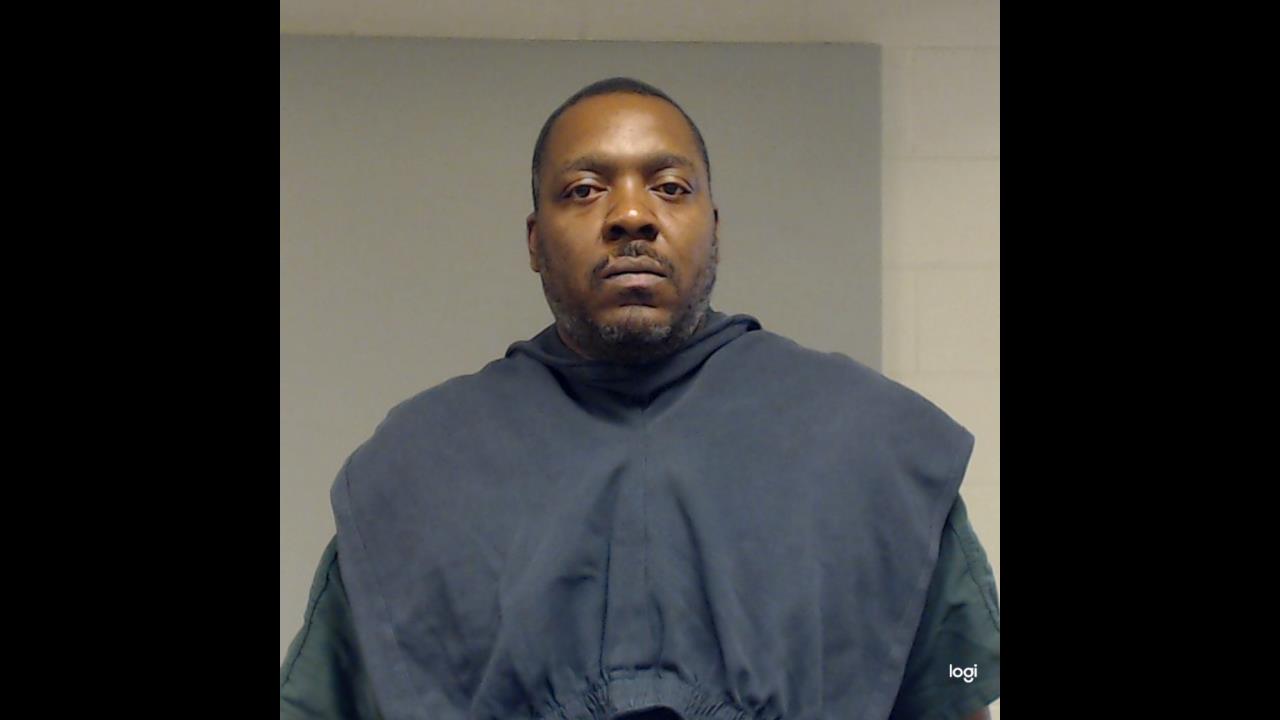 Bullitt, Darnell Rayshun booking photo