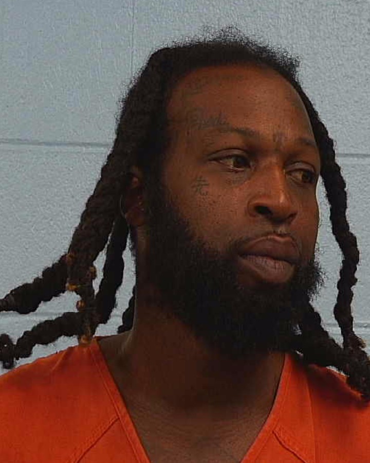 Doobins, Douglas booking photo