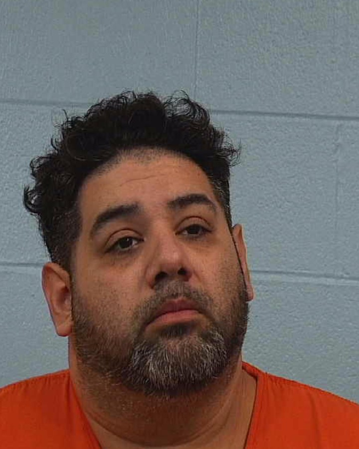 Mayora, Oscar booking photo