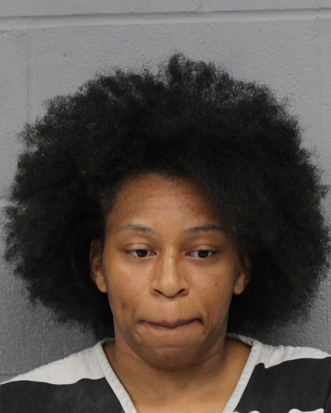 LATAVIA DOOLEY arrested by APD