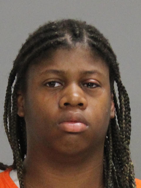 Carr, Ambreka Adreana booking photo