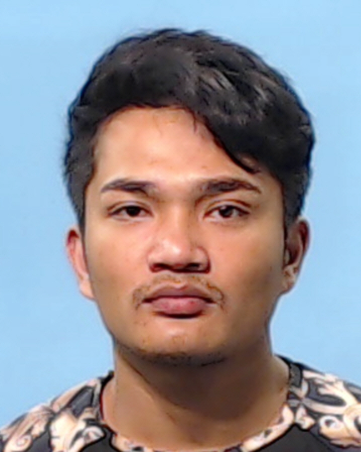 Hem, Tyna booking photo