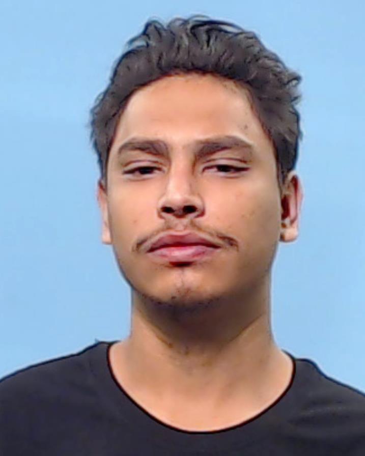 Flores, Darion Angel booking photo