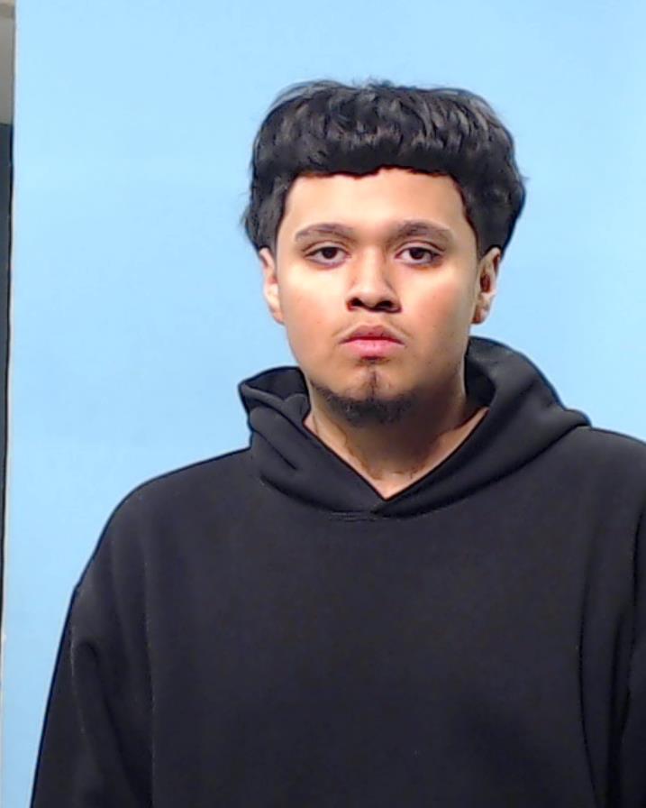 Fernandez, Isaiah booking photo