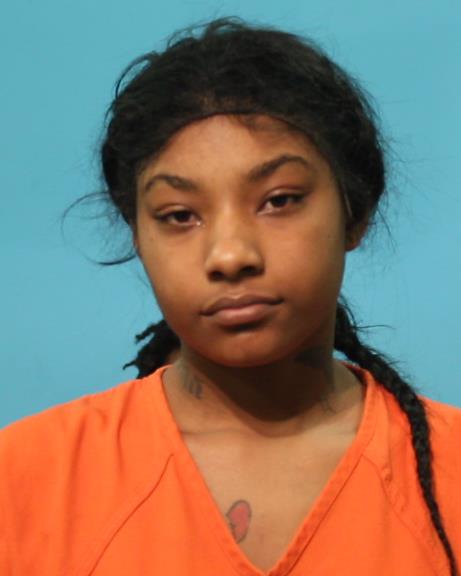 Smallwood, Paris Nonique booking photo