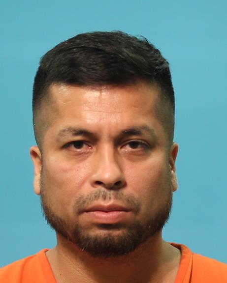 Cuarenta, Ricardo booking photo