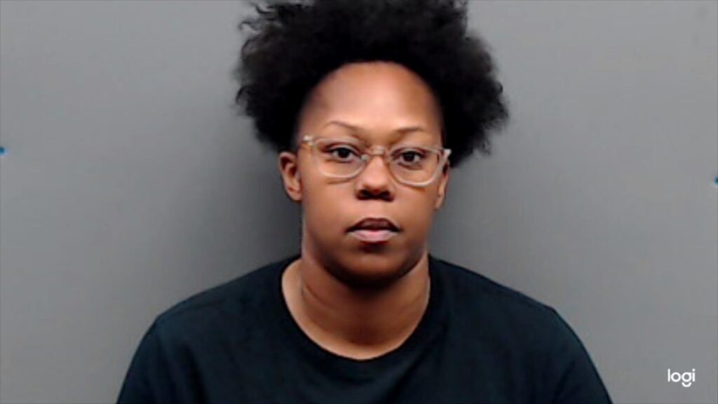 COLE, AUSHALI TALASHAE arrested in Smith County, Texas mugshot