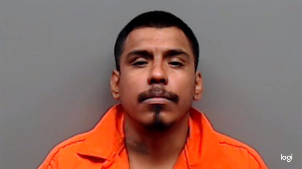 DELATRINIDAD, JOVANI booking photo