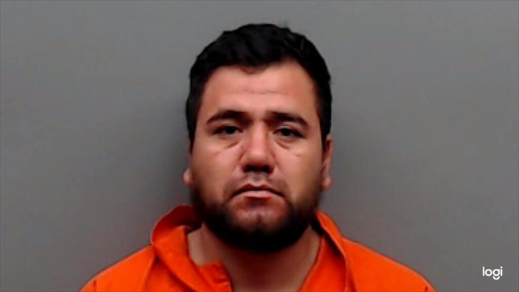 PEREZ-FLORES, MARTIN ALEJANDRO arrested in Smith County, Texas mugshot