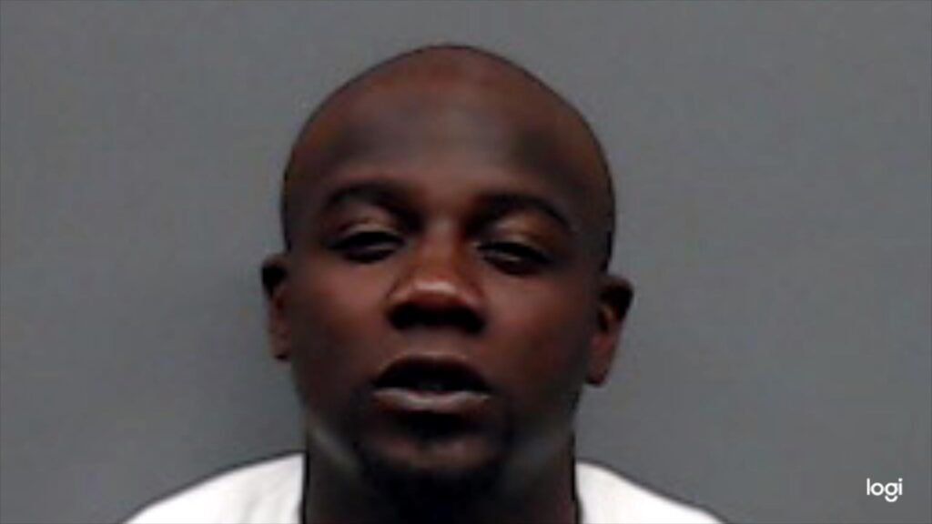 LEWIS, KADARIUS DESHUN arrested in Smith County, Texas mugshot
