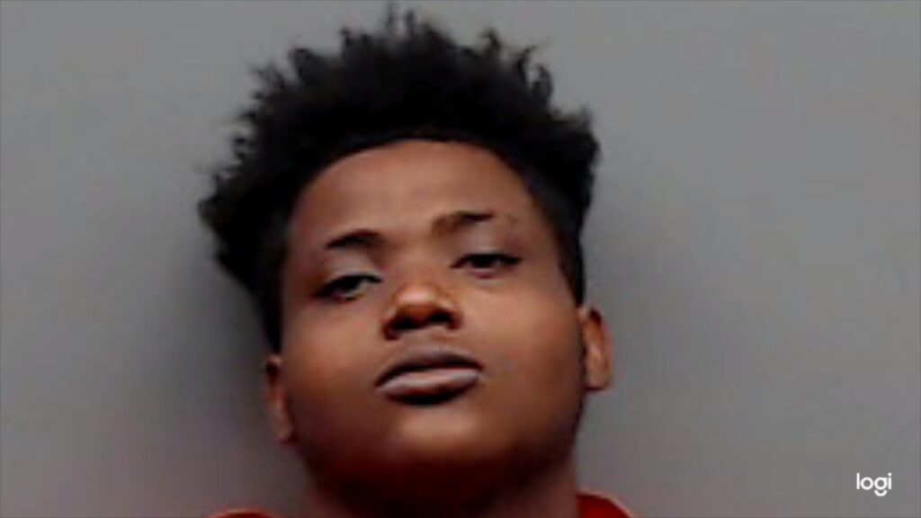 ESCAMILLIA, JARAYLON arrested in Smith County, Texas mugshot