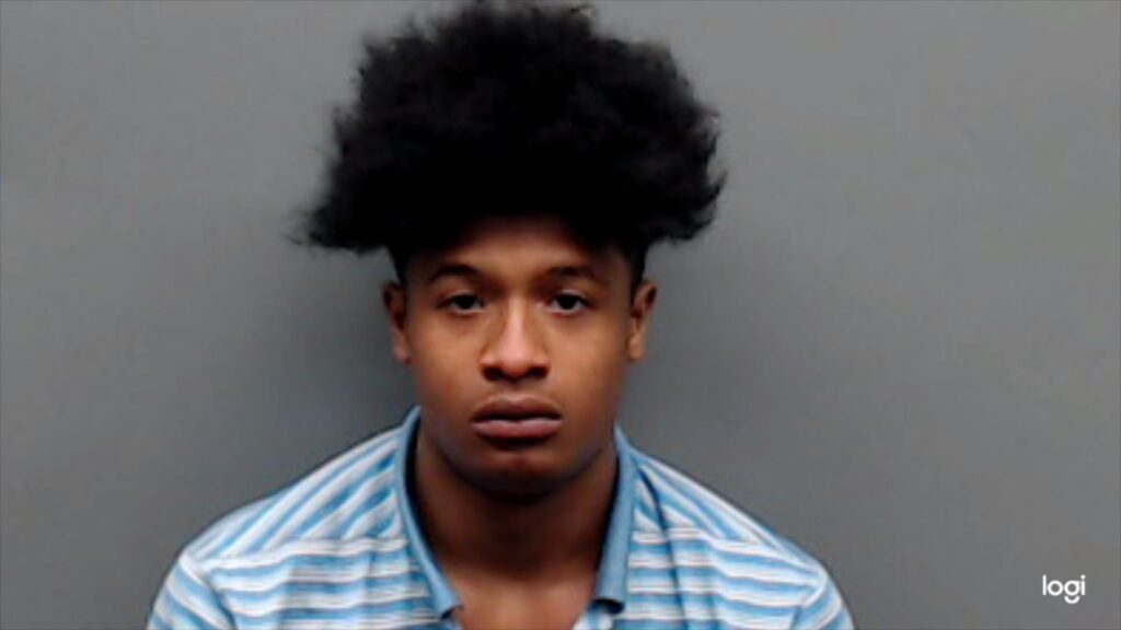 CARMAN, DIVARI AIRE arrested in Smith County, Texas mugshot