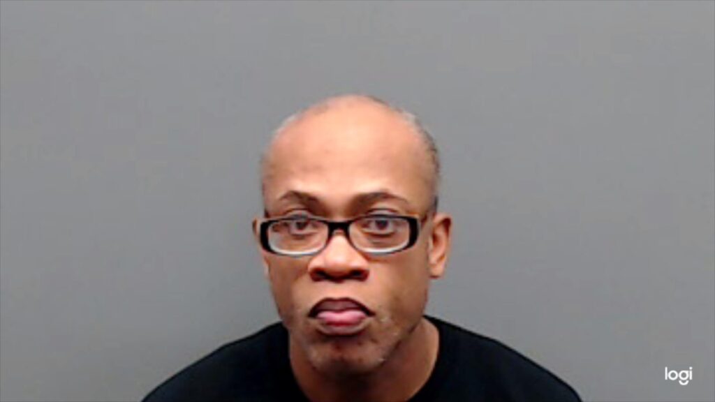 ROBINSON, WAYLON MARQUES arrested in Smith County, Texas mugshot