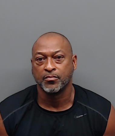 YOUNG, LLWELLYN LE ON arrested by Smith County SO/PD