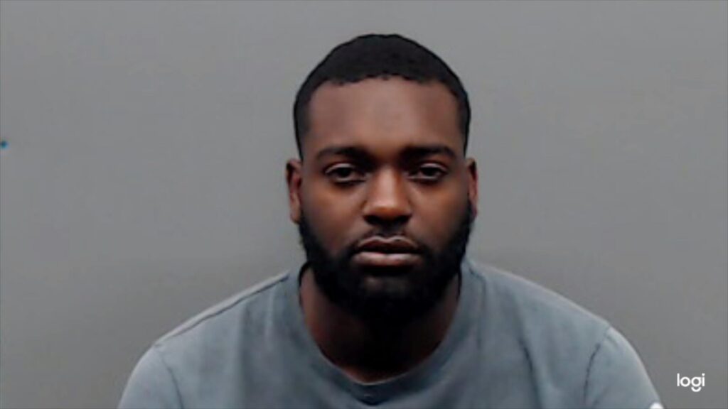 GIBBS, JAYLON arrest record in Smith County, Texas GIBBS, JAYLON arrested in Smith County, Texas mugshot