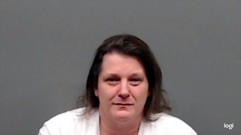 OQUINN, APRIL NICOLE arrested in Smith County, Texas mugshot