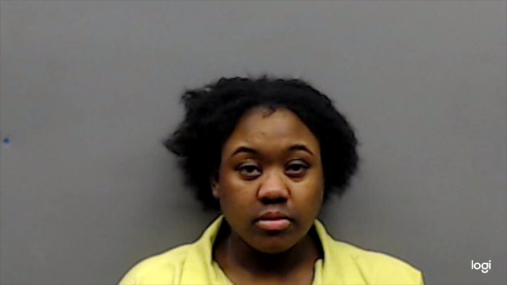 FRANCIS, SEDONA CHEAYANN arrested in Smith County, Texas mugshot