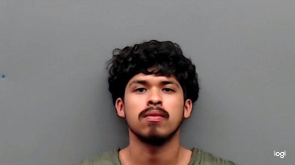 GUTIERREZ, ADRIAN arrest record in Smith County, Texas GUTIERREZ, ADRIAN arrested in Smith County, Texas mugshot