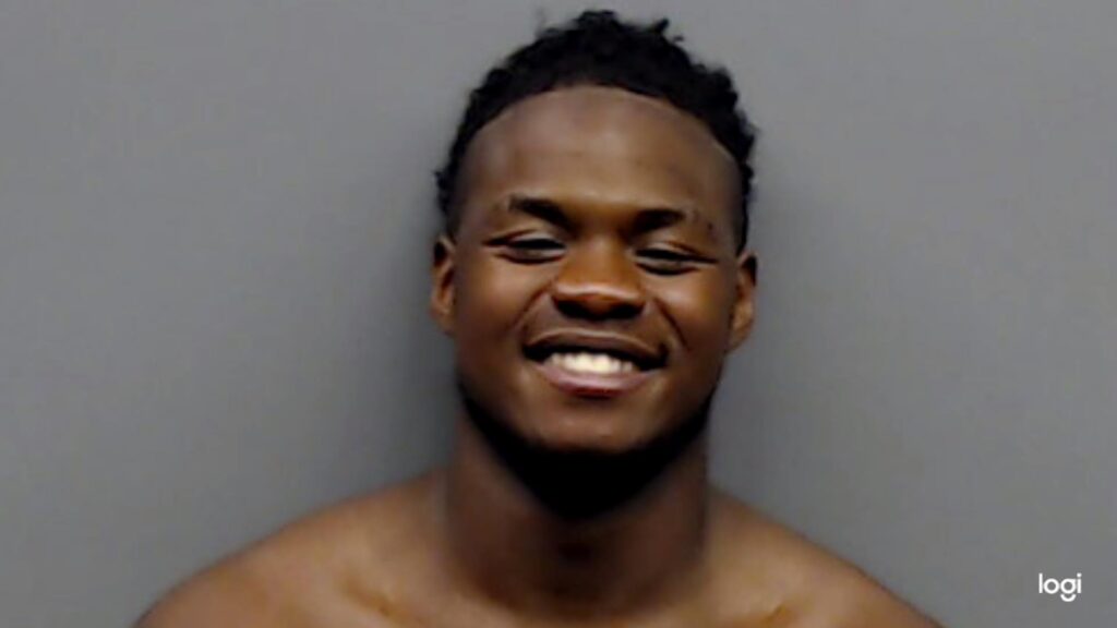 TAVE, KA'DARIUS DEMONTRELL arrest record in Smith County, Texas TAVE, KA'DARIUS DEMONTRELL arrested in Smith County, Texas mugshot