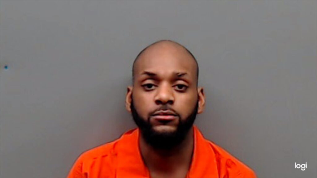 WHITE, DALAVION DASHON arrested in Smith County, Texas mugshot