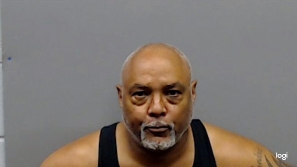 BASSETT, LARRY DONALD, Jr. arrest record in Smith County, Texas BASSETT, LARRY DONALD, Jr. arrested in Smith County, Texas mugshot