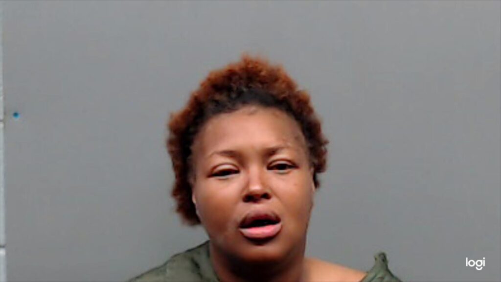 COLE, FIERRA DENTRAILL arrested in Smith County, Texas mugshot