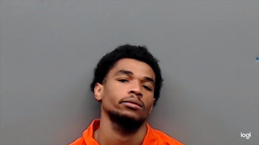 BERRY, DECORYEON booking photo