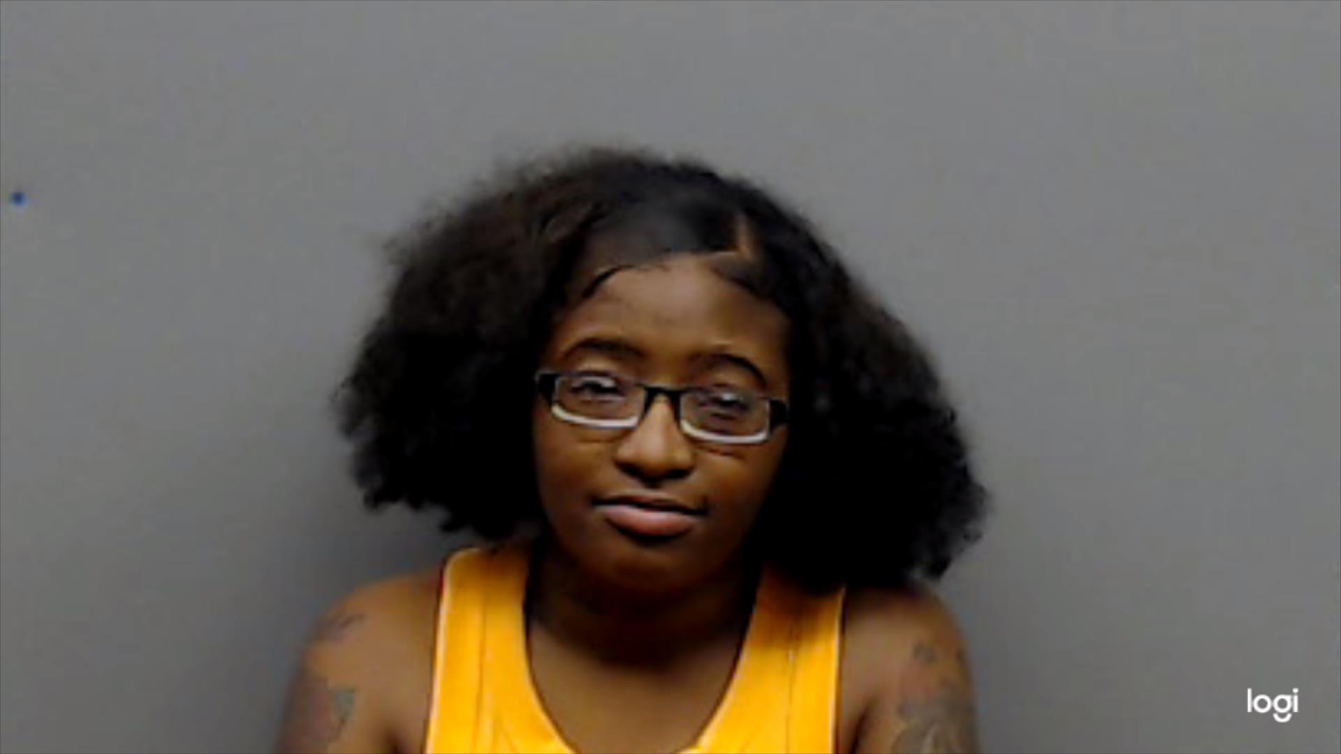 DAVIS, TIERRA CHARELLE booking photo