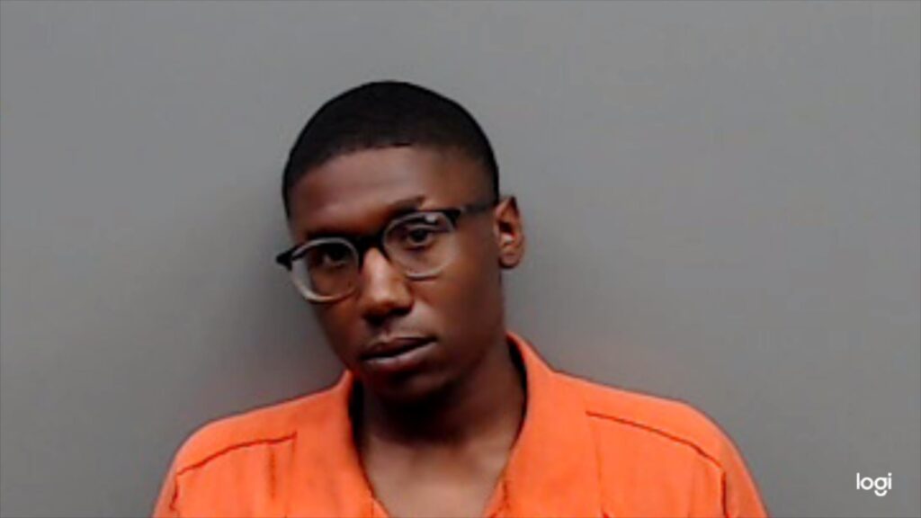 SHACKLEFORD, JORDAN ANTWOINE arrest record in Smith County, Texas SHACKLEFORD, JORDAN ANTWOINE arrested in Smith County, Texas mugshot