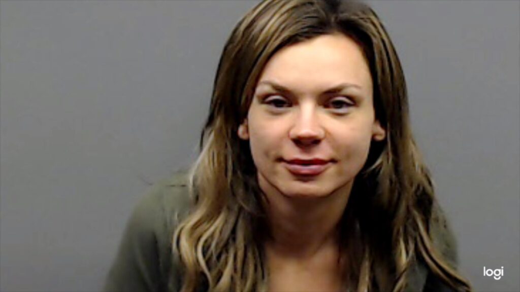 LYON, HANNAH LOIS booking photo
