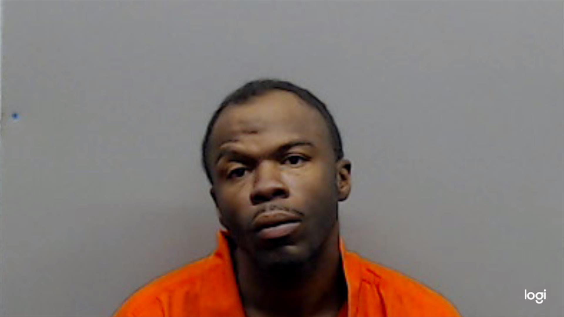 BLACK, TRAVION DE'LEON booking photo