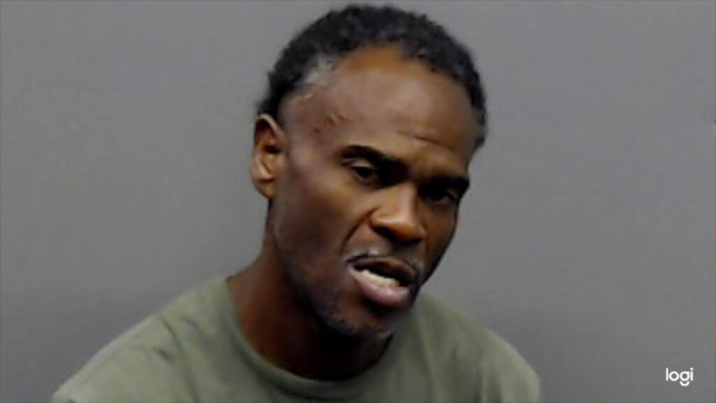 ADAMS, LAMARLON DEVON booking photo