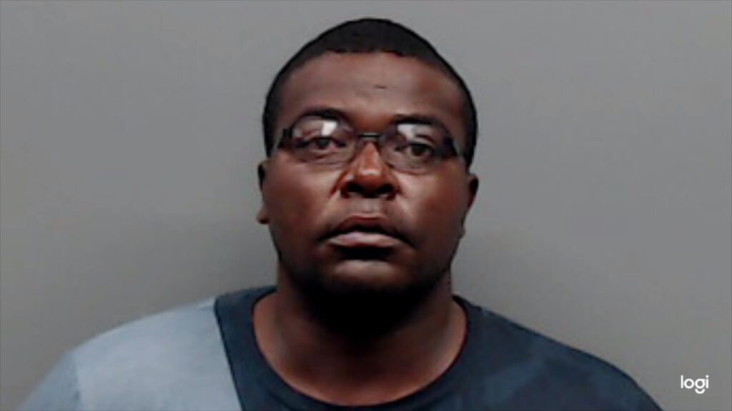 LEWIS, DERODRIC LAMON arrest record in Smith County, Texas LEWIS, DERODRIC LAMON arrested in Smith County, Texas mugshot