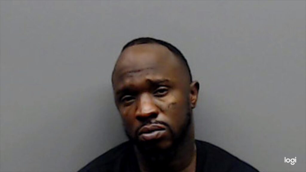HULL, JERQUA LABRET arrest record in Smith County, Texas HULL, JERQUA LABRET arrested in Smith County, Texas mugshot