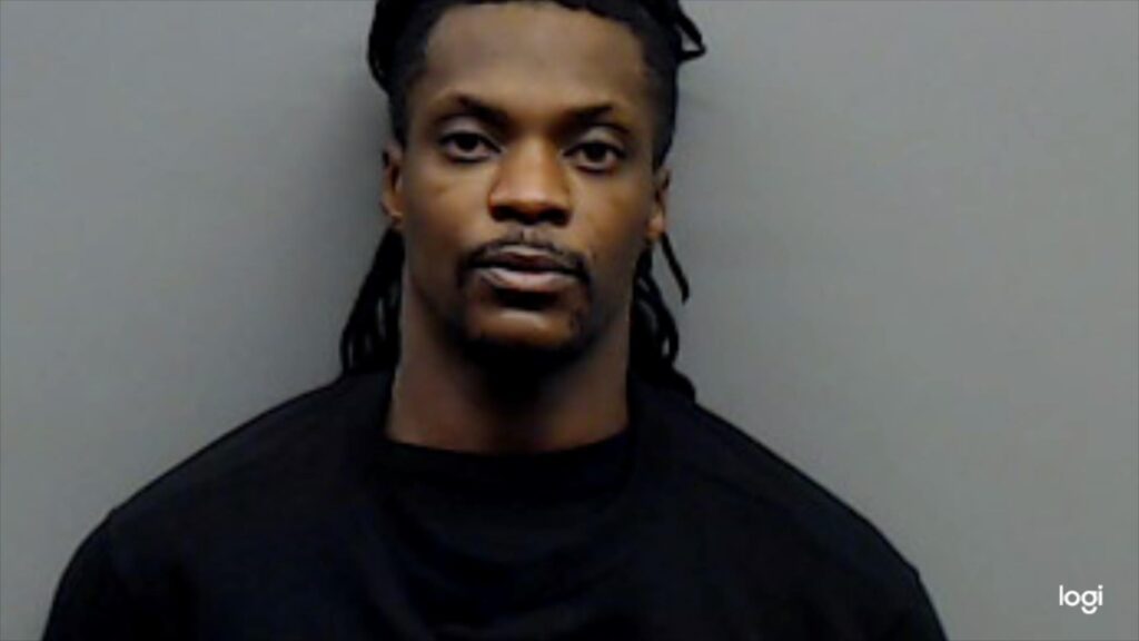 LEWIS, RONNIE ROMON arrest record in Smith County, Texas LEWIS, RONNIE ROMON arrested in Smith County, Texas mugshot