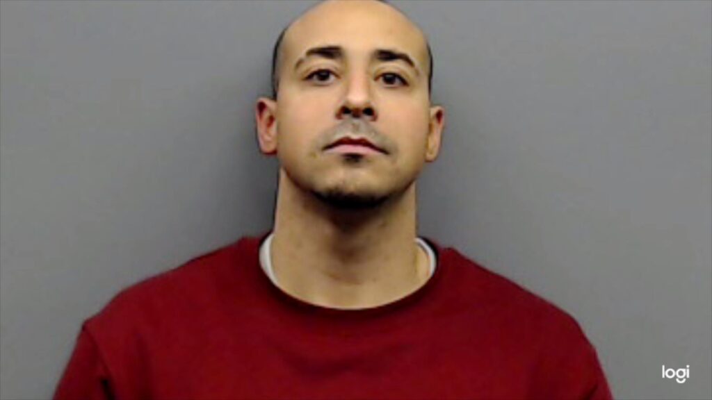 BELL, DEVON TRAE booking photo